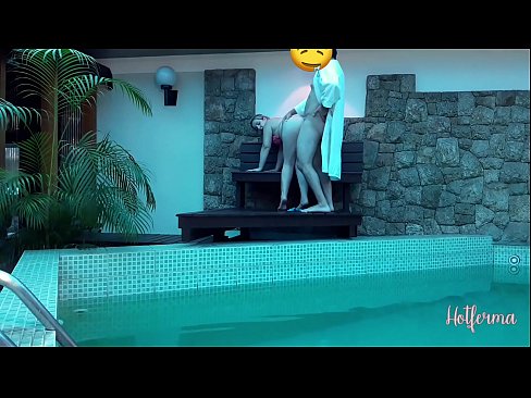 ❤️ Chefe convida empregada para a piscina, mas não conseguiu resistir a um ❤ Porno fodido em pt-br.pornobot.ru ️❤